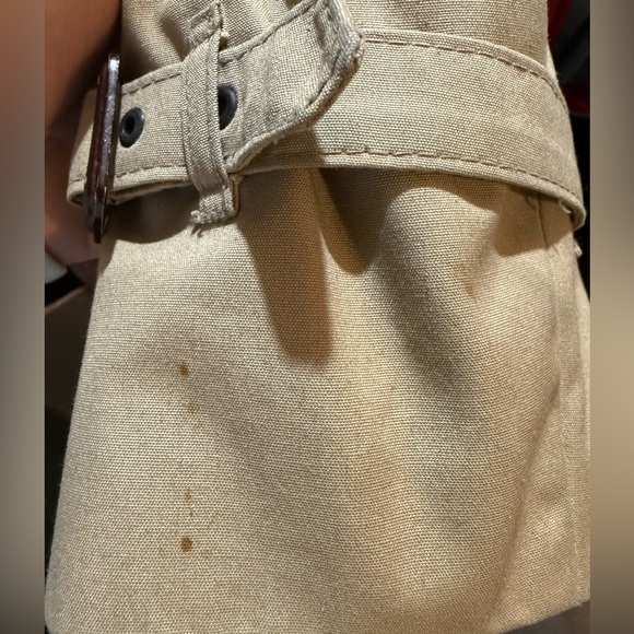 Women’s Vintage Trench Coat - Picture 3 of 9